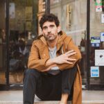 Adrián Orr / Director de cine                              “A nuestros amigos está rompiendo la barrera entre las generaciones”